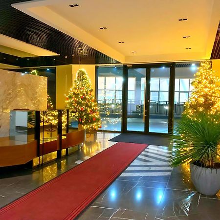 Dendrarium Park, 1Bd Apartment With Living Room Chişinău Esterno foto