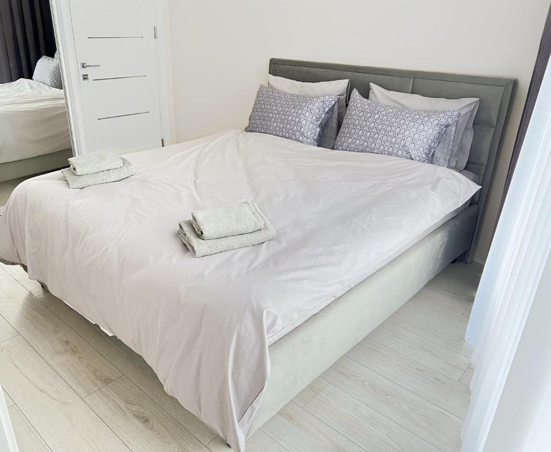 Dendrarium Park, 1Bd Apartment With Living Room Chişinău Esterno foto