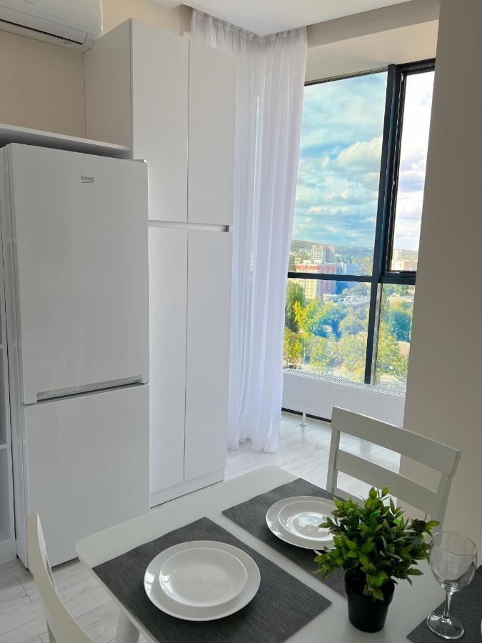 Dendrarium Park, 1Bd Apartment With Living Room Chişinău Esterno foto
